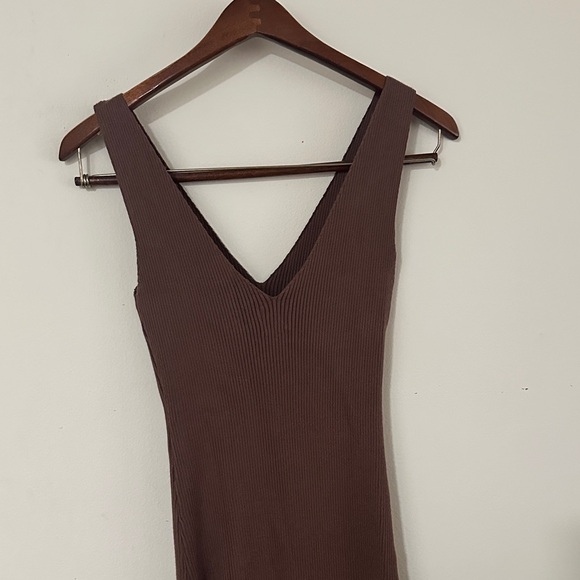 Bae the Label Elegant Brown Maternity Dress, Sleeveless - Picture 2 of 6